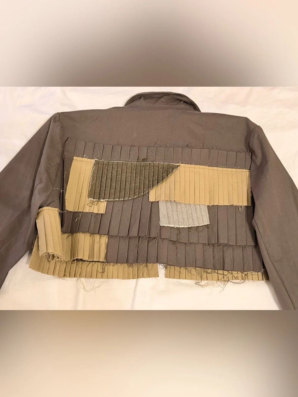 AKIRA Let Me Down Slowly Olive & Khaki Cropped Fringe Pleated Blazer - Picture 4 of 9
